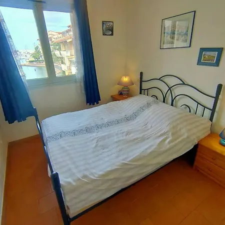 Deux-pieces 2* Avec Balcon Et Parking - Port - Fr-1-696-107 Апартаменты *