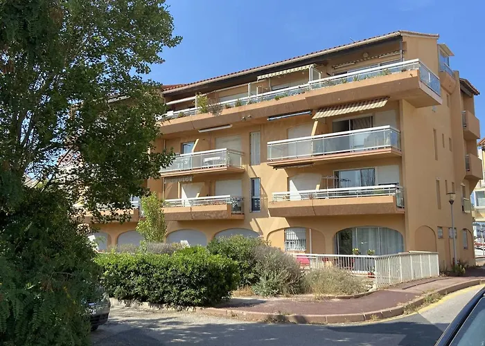 Deux-pieces 2* Avec Balcon Et Parking - Port - Fr-1-696-107 * Canet-en-Roussillon